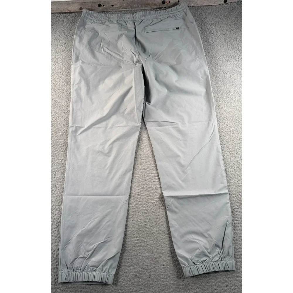 Banana Republic Motion Tech Hybrid Pants Mens 38x30 Gray Polyester Stretch NWT